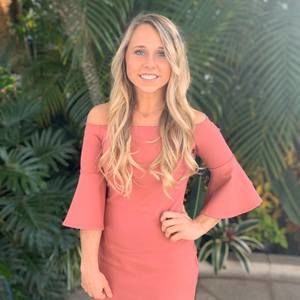 Meet your Posher, Olivia